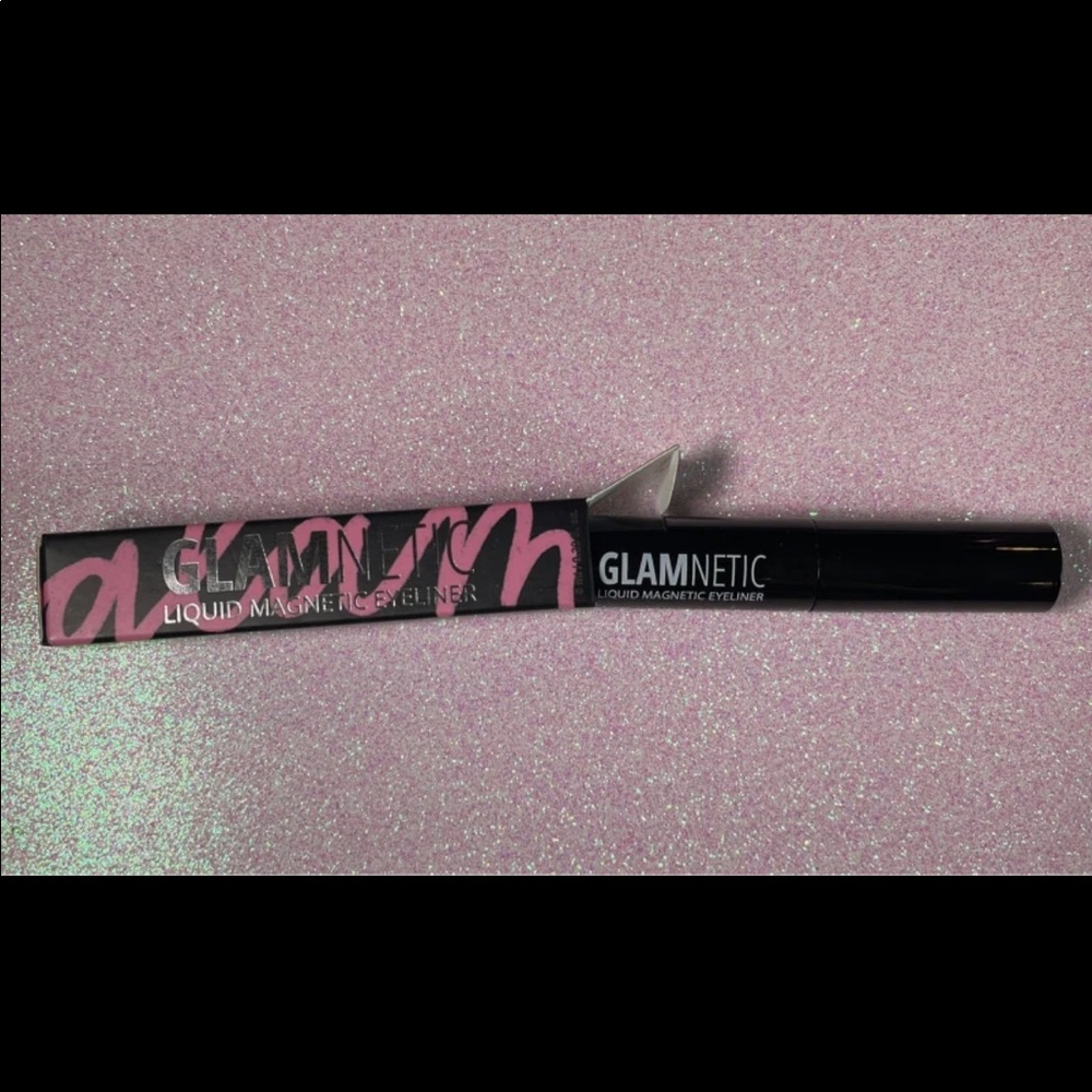 Glamnetic Liquid Magnetic Eyeliner